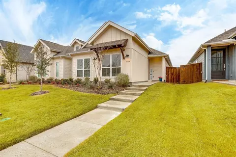 2128 Domingo Dr, Aledo, TX 76008