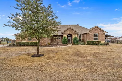 5620 Virginia Dr, Dish, TX 76247