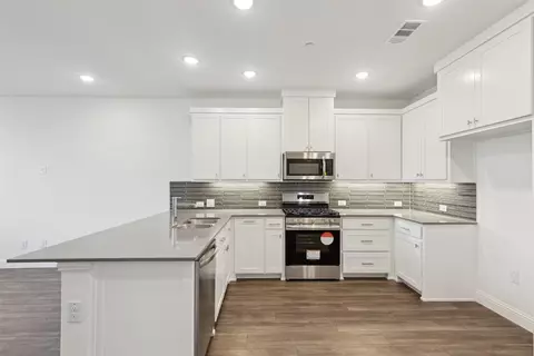412 4th St, Argyle, TX 76226 photo 8