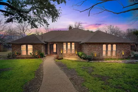 622 Meadowview Ln, Coppell, TX 75019