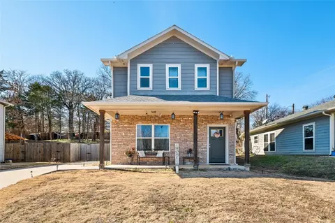 121 S 7th Ave, Denison, TX 75021