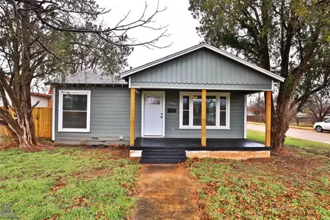 1702 Sewell St, Abilene, TX 79605