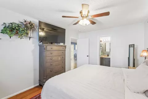 708 E Roewe St, Pilot Point, TX 76258 photo 16