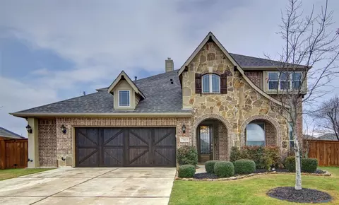 7503 Lynnwood Dr, Grand Prairie, TX 75054