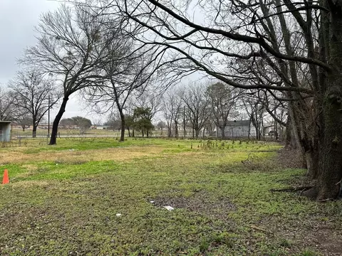 0 Lamar, Terrell, TX 75160