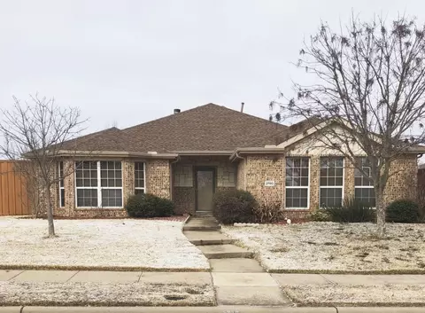 2780 Chalmers Ct, Rockwall, TX 75032
