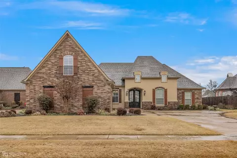 1016 Spanish Moss Cir, Bossier City, LA 71111