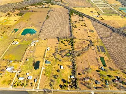 999 Greenville, Josephine, TX 75173