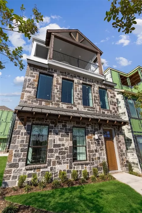 8156 Bromley Dr, Dallas, TX 75231
