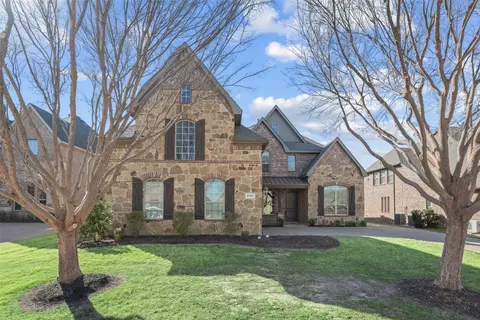 2748 Enfield Dr, Trophy Club, TX 76262