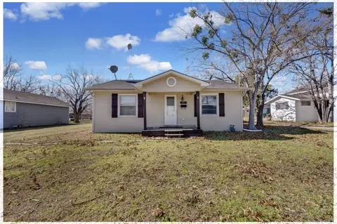 201 S Mable St, Ferris, TX 75125