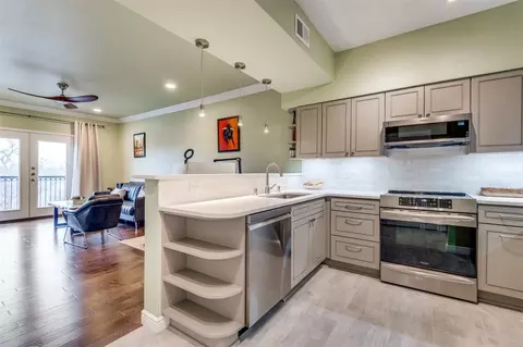 3102 Kings Rd #1305, Dallas, TX 75219