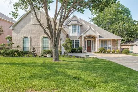 6416 Fianna Hills Dr, Fort Worth, TX 76132