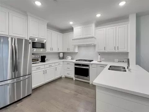 2743 Vista Park Ln, Lewisville, TX 75067