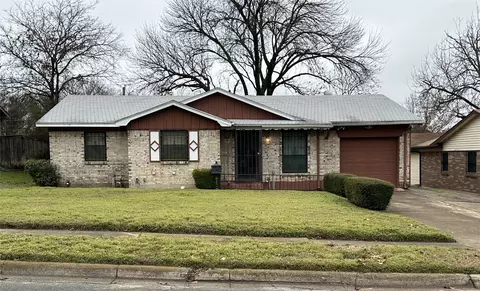 1251 Hidden Valley Dr, Dallas, TX 75241