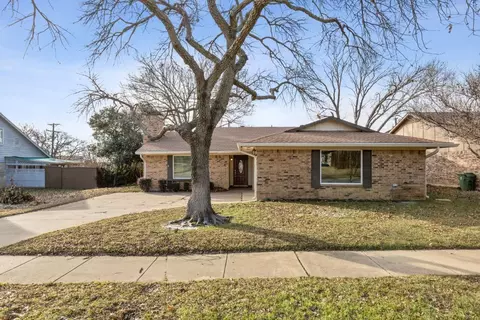 3710 Fort Hunt Dr, Arlington, TX 76016