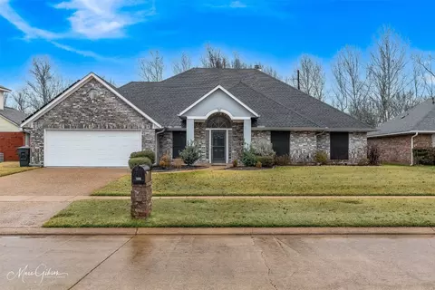 5755 Bayou Dr, Bossier City, LA 71112