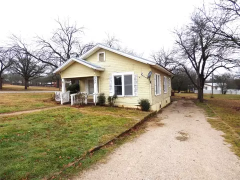 307 Neblett St, Eastland, TX 76448