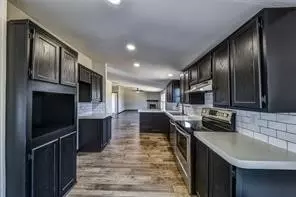 298 Prairie Trl, Rhome, TX 76078