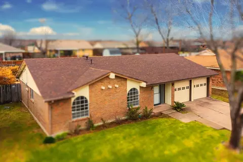 2616 Candleberry Dr, Mesquite, TX 75149