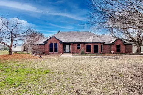 4305 Chisholm Trl, Crowley, TX 76036