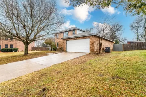 1235 Beatty Dr, Cedar Hill, TX 75104