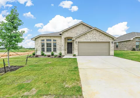 1404 Quail Creek Dr, Cleburne, TX 76033