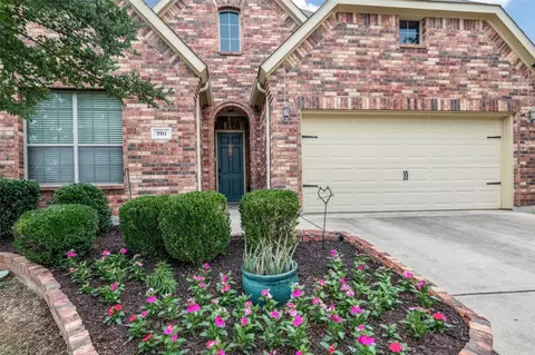 701 Lake Forest Trl, Little Elm, TX 75068