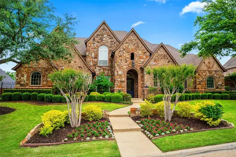 17 Hunters Ridge Ln, Trophy Club, TX 76262