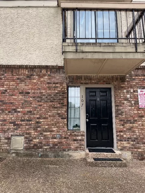 8750 Park Ln #7, Dallas, TX 75231