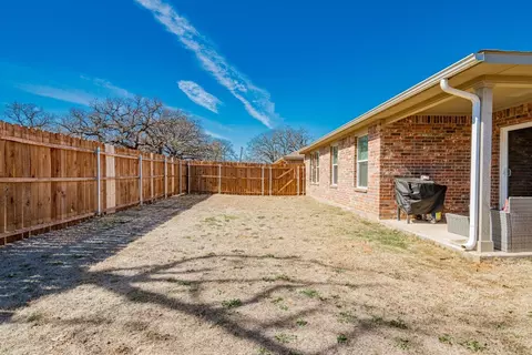 Exterior - 940 Ben Dr, Springtown, TX 76082 photo 9 of 9