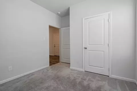 Bedroom - 940 Ben Dr, Springtown, TX 76082 photo 3 of 5