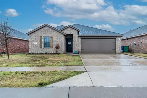 812 Roland Dr, Fate, TX 75189