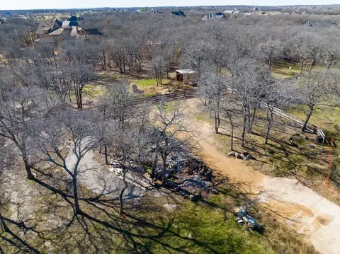 910 Harpole Rd E, Argyle, TX 76226 photo 19