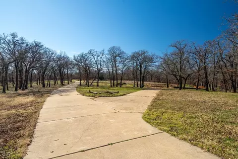 910 Harpole Rd E, Argyle, TX 76226 photo 29