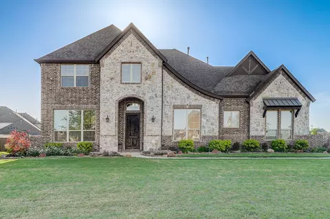 392 Mitchell Dr, Sunnyvale, TX 75182