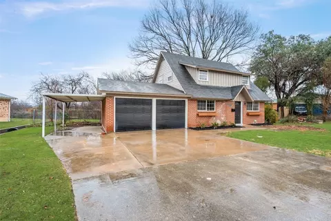 5913 Tourist Dr, North Richland Hills, TX 76117