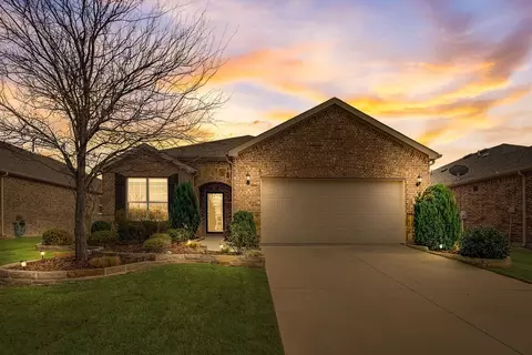7126 Honeybee Ln, Frisco, TX 75036