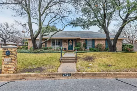 4328 Balboa Dr, Fort Worth, TX 76133