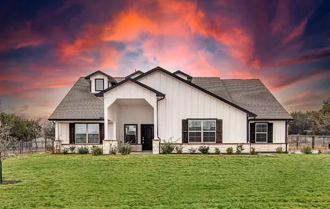 7804 Emersyn Dr, Rio Vista, TX 76093