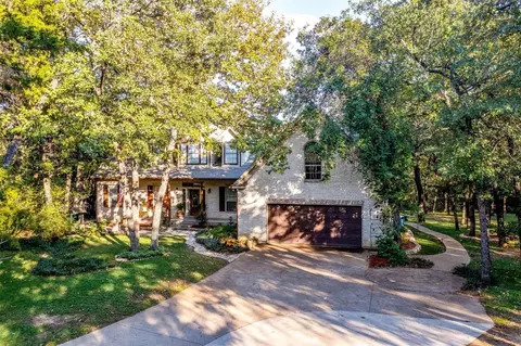 7956 Walnut Dr, Alvarado, TX 76009