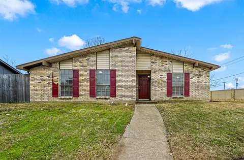 4700 Jennings Dr, The Colony, TX 75056