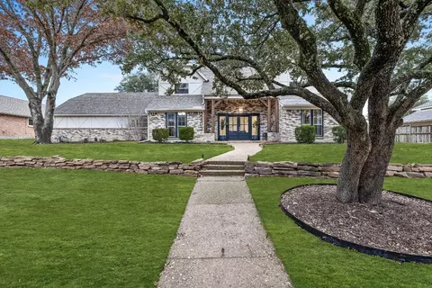 2402 Springwood Ln, Richardson, TX 75082