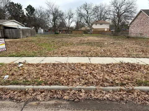 468 Pittman St, Richardson, TX 75081