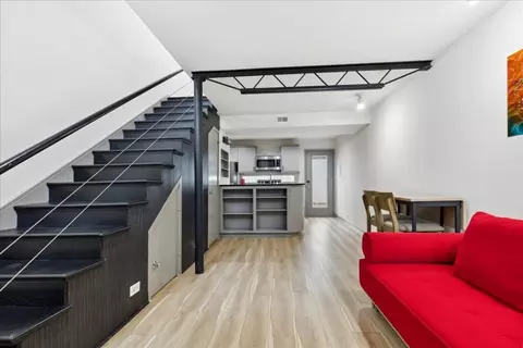 4242 Buena Vista St #1, Dallas, TX 75205