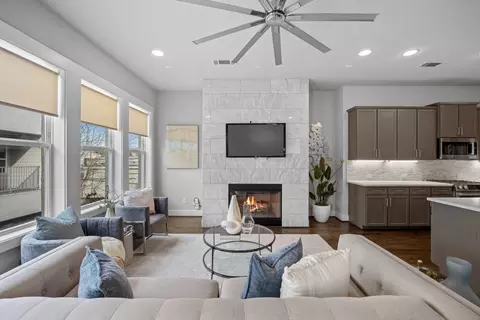 6020 Chimera Ct, Dallas, TX 75206