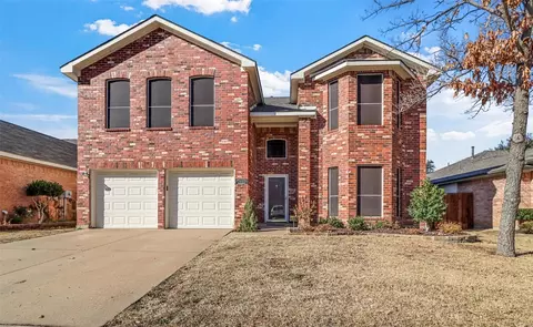 2113 Newport Dr, Flower Mound, TX 75028