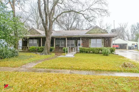105 State Ct, Bossier City, LA 71112
