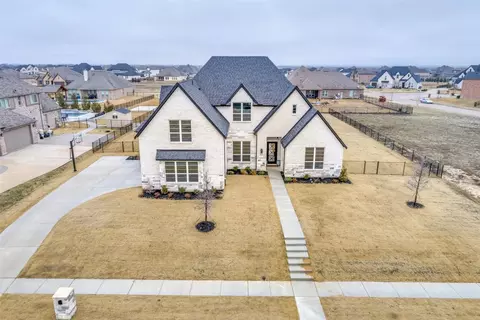 1136 Macgregor Ln, Gunter, TX 75058