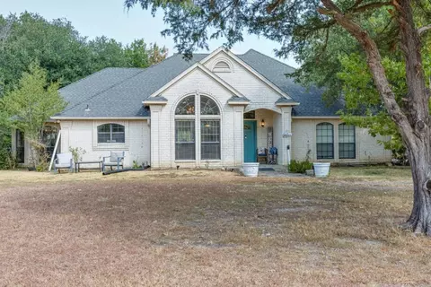 6000 Raymond Rd, Kaufman, TX 75142
